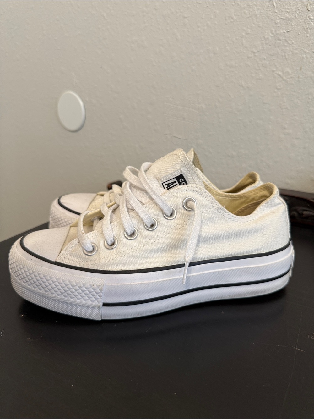 Converse Women's Off-White Low-Top Platform Sneakers